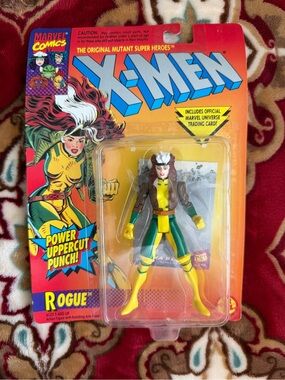 1994 Toy Biz X-Men Rogue Power Uppercut Punch Figure MOC Sealed Vintage